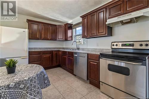 197 Noel Street, Moncton, NB - Indoor Photo Showing Kitchen