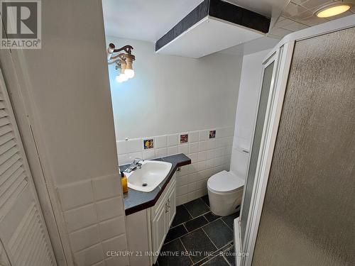 B2 - 240 Martins Street, Pickering, ON - Indoor Photo Showing Bathroom