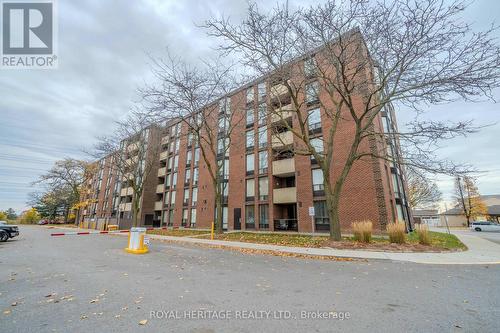 311 - 1540 Pickering Parkway, Pickering, ON - Outdoor With Facade