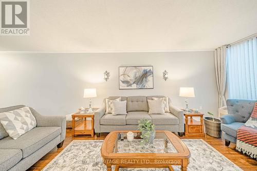 311 - 1540 Pickering Parkway, Pickering, ON - Indoor Photo Showing Living Room