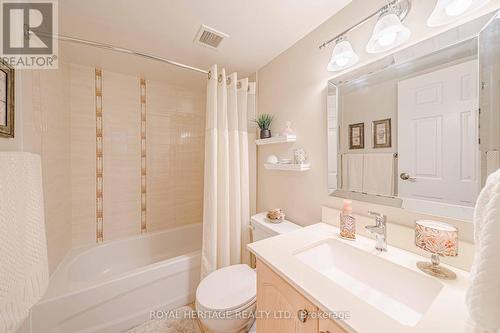 311 - 1540 Pickering Parkway, Pickering, ON - Indoor Photo Showing Bathroom