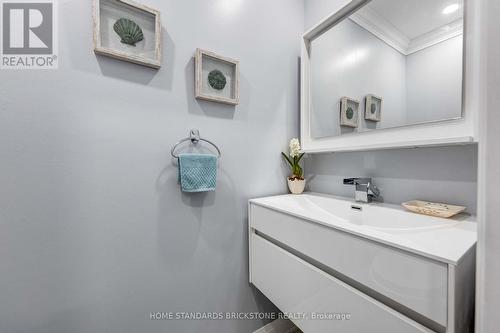 254 Mullen Drive, Vaughan, ON - Indoor Photo Showing Bathroom