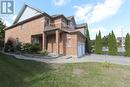 142 Estate Garden Avenue, Richmond Hill, ON  - Outdoor 