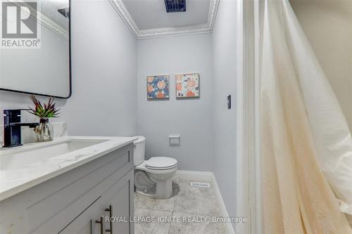 201 Sophia Road, Markham, ON - Indoor Photo Showing Bathroom