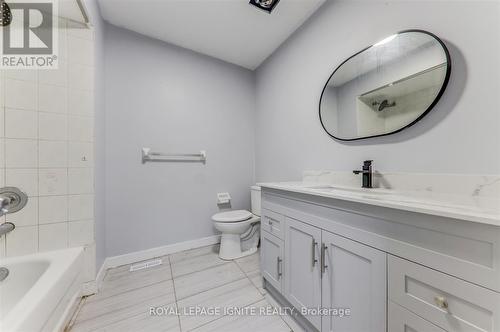 201 Sophia Road, Markham, ON - Indoor Photo Showing Bathroom