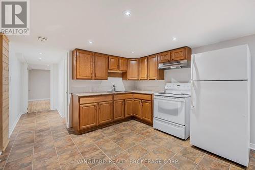 Bsmt - 28 Townsend Avenue, Bradford West Gwillimbury, ON - Indoor Photo Showing Kitchen With Double Sink