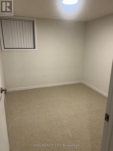 358 - 100 Honeycrisp Crescent, Vaughan, ON - Indoor Photo Showing Other Room