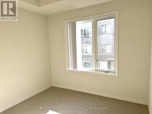 Th234 - 121 Honeycrisp Crescent, Vaughan, ON - Indoor Photo Showing Other Room