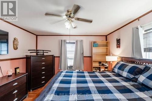 38 Richard Street, Tay, ON - Indoor Photo Showing Bedroom