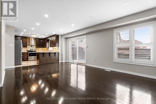 163 Moffatt Avenue, Brampton, ON - Indoor Photo Showing Kitchen