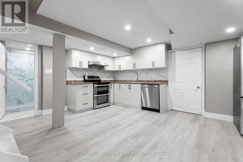 163 Moffatt Avenue, Brampton, ON - Indoor Photo Showing Kitchen