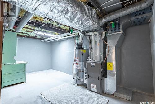 405 9Th Street E, Saskatoon, SK - Indoor Photo Showing Basement