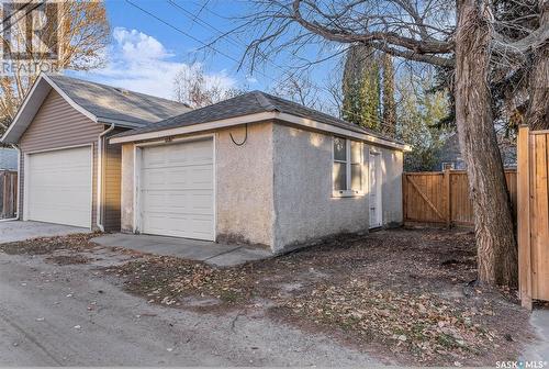 405 9Th Street E, Saskatoon, SK - Outdoor