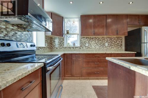 470 Charles Street, Asquith, SK - Indoor Photo Showing Kitchen