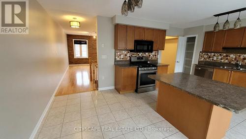 663 Scott Boulevard, Milton, ON - Indoor Photo Showing Kitchen With Double Sink