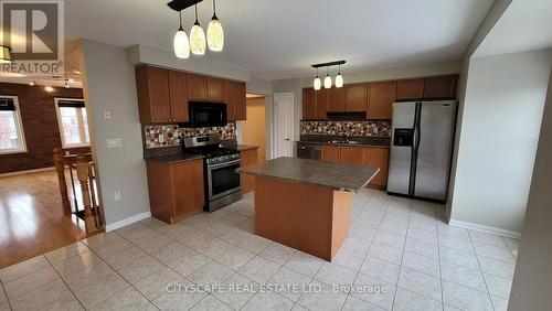 663 Scott Boulevard, Milton, ON - Indoor Photo Showing Kitchen With Double Sink