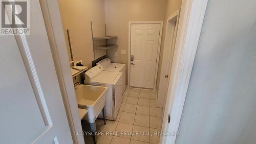 663 Scott Boulevard, Milton, ON - Indoor Photo Showing Laundry Room