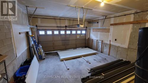 663 Scott Boulevard, Milton, ON - Indoor Photo Showing Garage