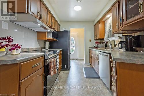 316 Culver Place, London, ON - Indoor Photo Showing Kitchen