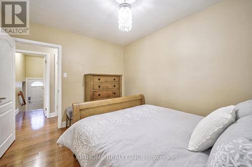 6 Wyndcliff Crescent, Toronto, ON - Indoor Photo Showing Bedroom