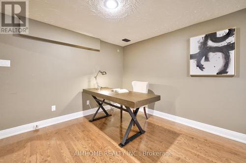 6 Wyndcliff Crescent, Toronto, ON - Indoor