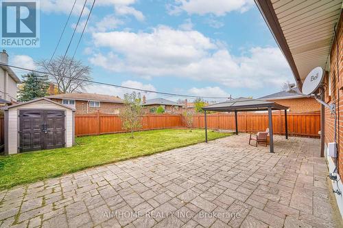 6 Wyndcliff Crescent, Toronto, ON - Outdoor