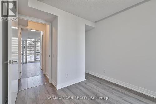 2010 - 25 Carlton Street, Toronto, ON - Indoor Photo Showing Other Room