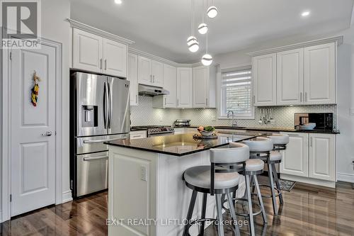 283 Noftall Gardens, Peterborough (Northcrest), ON - Indoor Photo Showing Kitchen With Stainless Steel Kitchen With Upgraded Kitchen