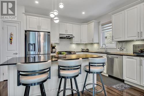 283 Noftall Gardens, Peterborough (Northcrest), ON - Indoor Photo Showing Kitchen With Stainless Steel Kitchen With Upgraded Kitchen