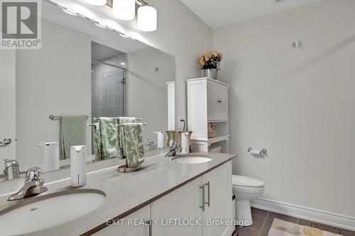 283 Noftall Gardens, Peterborough (Northcrest), ON - Indoor Photo Showing Bathroom