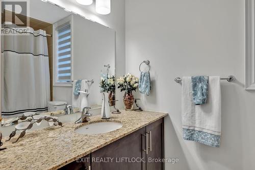 283 Noftall Gardens, Peterborough (Northcrest), ON - Indoor Photo Showing Bathroom