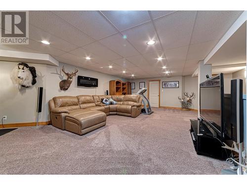 2202 Black Hawk Drive, Sparwood, BC - Indoor Photo Showing Basement