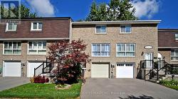 81 - 615 RATHBURN ROAD  Toronto, ON M9C 3T5