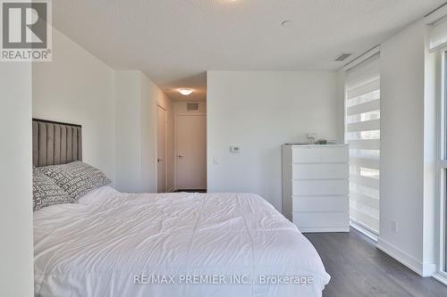 116 - 251 Manitoba Street S, Toronto, ON - Indoor Photo Showing Bedroom