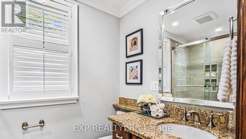 1036 Cedarwood Place, Burlington, ON - Indoor Photo Showing Bathroom