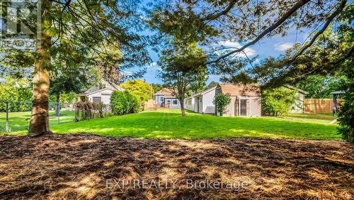 1036 Cedarwood Place, Burlington, ON - Outdoor