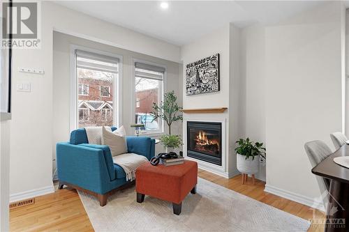 45 Lorne Avenue, Ottawa, ON - Indoor Photo Showing Living Room With Fireplace