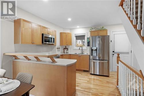 45 Lorne Avenue, Ottawa, ON - Indoor Photo Showing Kitchen With Double Sink