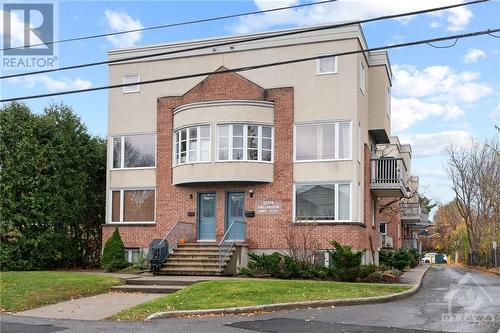 1204 Shillington Avenue Unit#13, Ottawa, ON - Outdoor With Facade