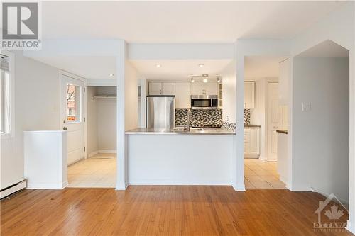 1204 Shillington Avenue Unit#13, Ottawa, ON - Indoor Photo Showing Kitchen