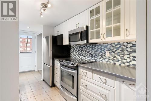 1204 Shillington Avenue Unit#13, Ottawa, ON - Indoor Photo Showing Kitchen