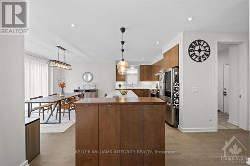 752 Wooler Place, Ottawa, ON - Indoor Photo Showing Kitchen