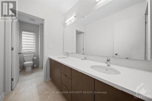 752 Wooler Place, Ottawa, ON - Indoor Photo Showing Bathroom