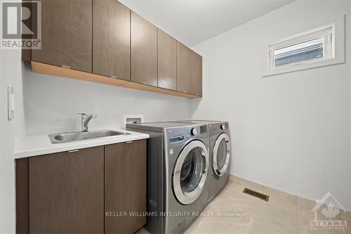 752 Wooler Place, Ottawa, ON - Indoor Photo Showing Laundry Room