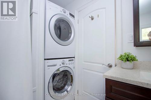 267 Jarvis Street, Oshawa (O'Neill), ON - Indoor Photo Showing Laundry Room