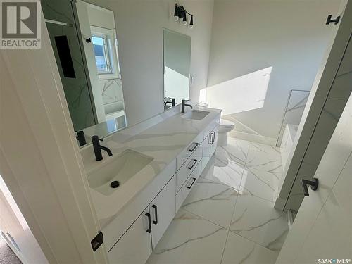 603 Pebble Beach Boulevard, Warman, SK - Indoor Photo Showing Bathroom