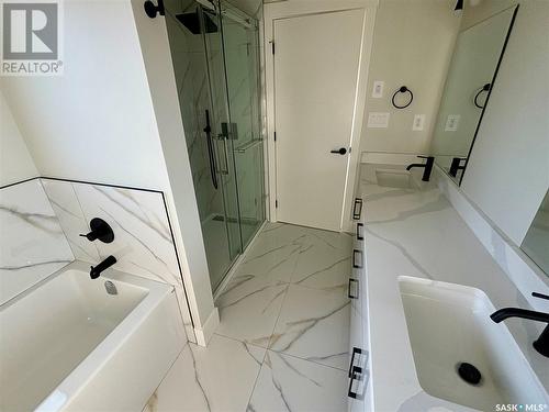 603 Pebble Beach Boulevard, Warman, SK - Indoor Photo Showing Bathroom