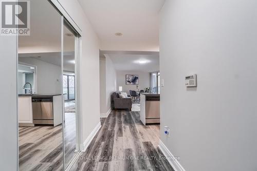 206 - 509 Beecroft Road, Toronto, ON - Indoor Photo Showing Other Room