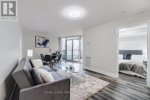 206 - 509 Beecroft Road, Toronto, ON - Indoor Photo Showing Living Room