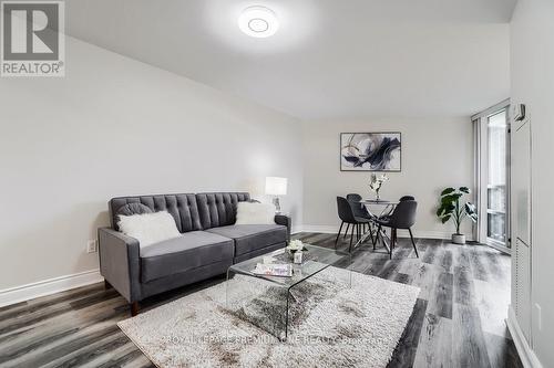 206 - 509 Beecroft Road, Toronto, ON - Indoor Photo Showing Living Room